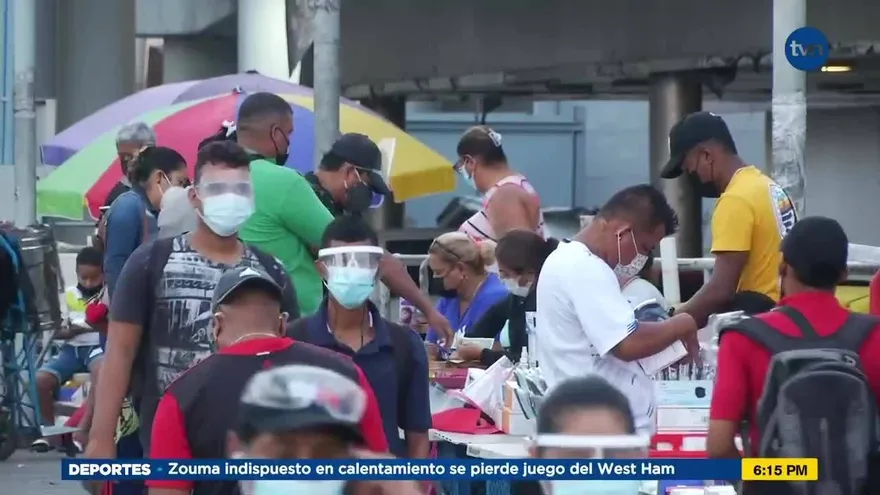 El ministro de Salud, Luis Francisco Sucre, aseguró que el país ya está saliendo de la cuarta ola de la COVID-19, y prontamente el Panamá estará en una meseta muy baja decesos.