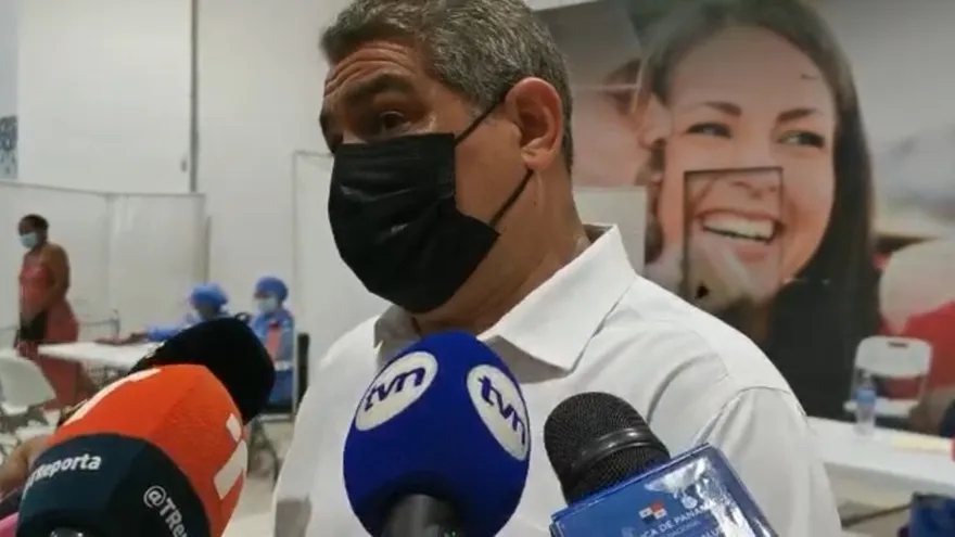 Autoridades analizan celebraciones de fiestas patrias en estadios