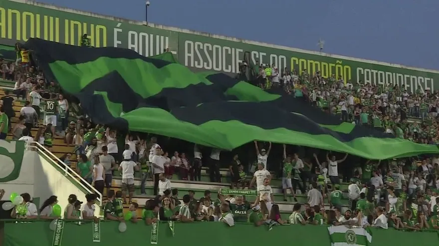 La ciudad de Chapecó rindió un homenaje a sus héroes