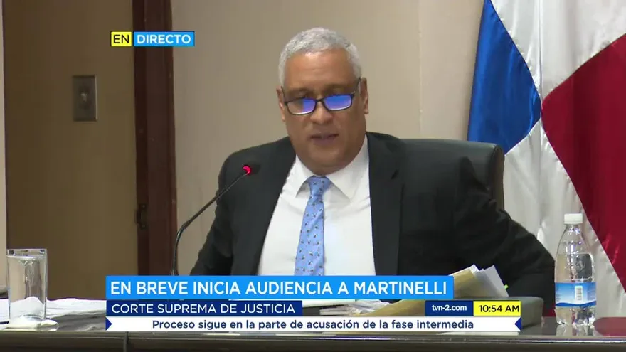 Se retoma audiencia de Martinelli