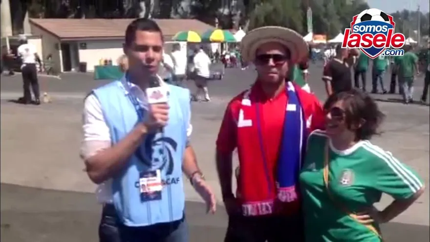 Disfruten el colorido desde el Rose Bowl con Ricardo Icaza