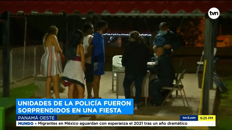 Varios policías fueron encontrados en una fiesta