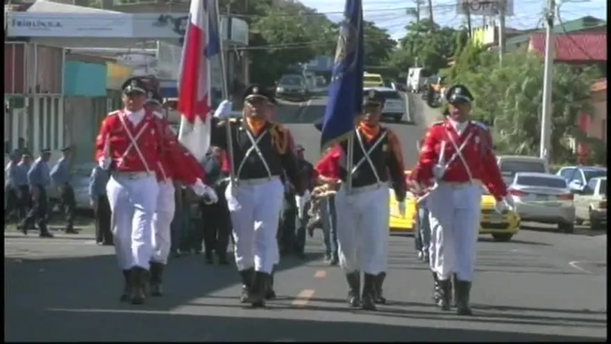 Preparación para desfile en Las Tablas