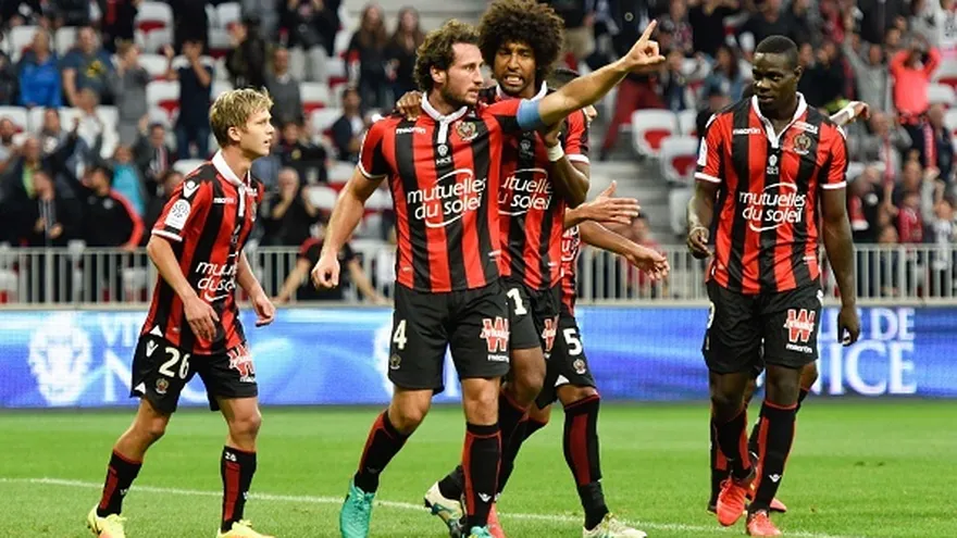 Paul Baysse (5) y de Jean Seri (76), anotaron por el Niza.