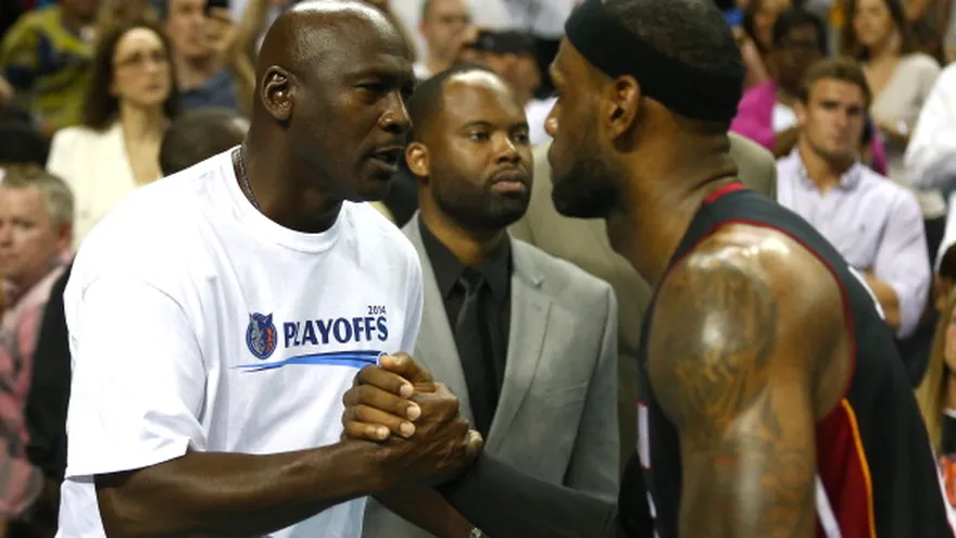 Michael Jordan y LeBron James.