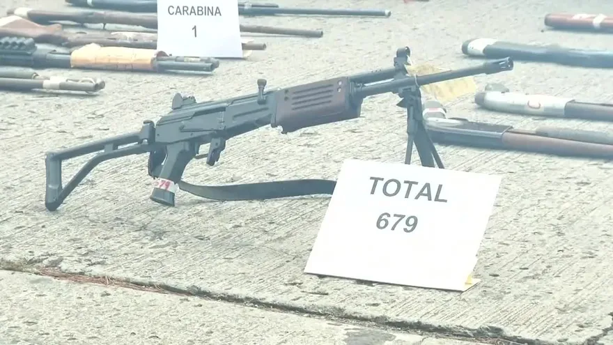 Policía Nacional destruye gran cantidad de armas