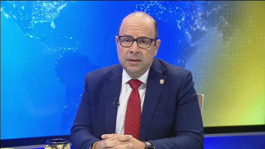 Eduardo Leblanc, defensor del Pueblo.