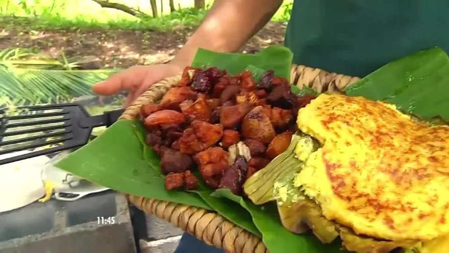 Changas y Chicharrones