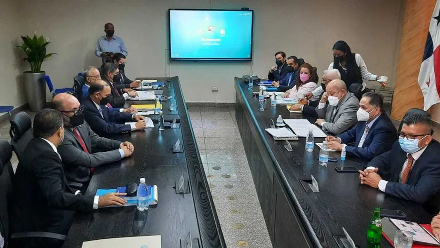 Este lunes debe reunirse la mesa técnica por las reformas electorales