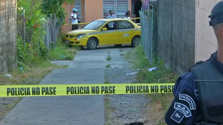 Asesinan a taxista en Cerro Batea