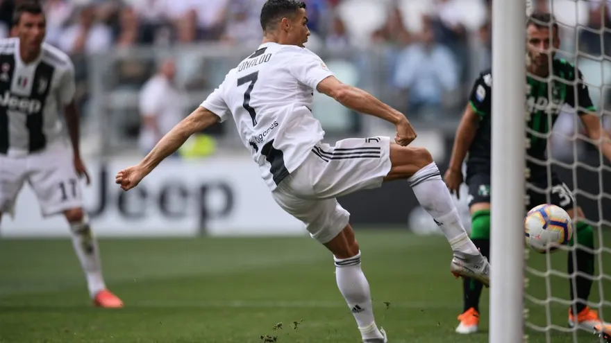 Primer Gol de Cristiano Ronaldo con La Juventus en la Serie A