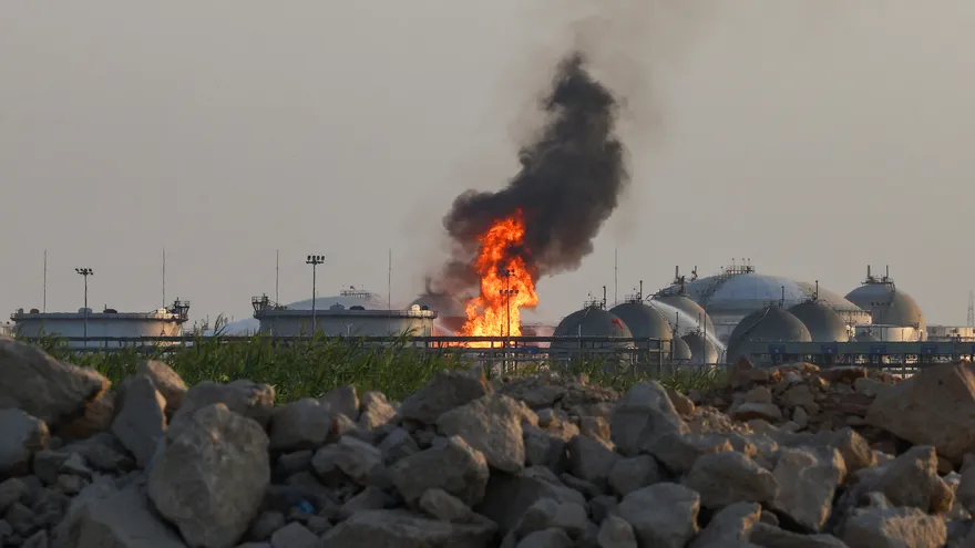El 3 de octubre de 2026, se registraron llamas en una instalación perteneciente a la petrolera saudí Aramco, al sur de Riad.