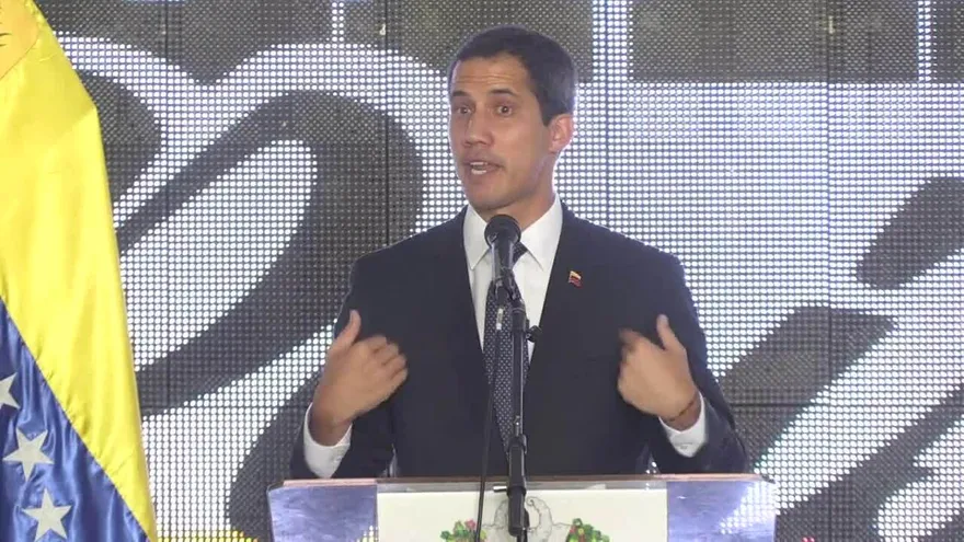 Guaidó inhabilitado para cargos públicos, Venezuela a oscuras