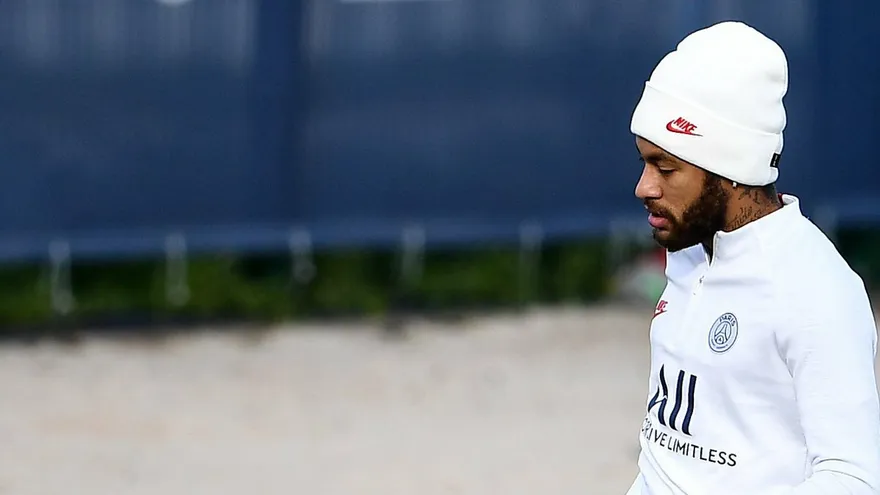 Neymar Jr. se destaca en su primer entrenamiento individual con el PSG