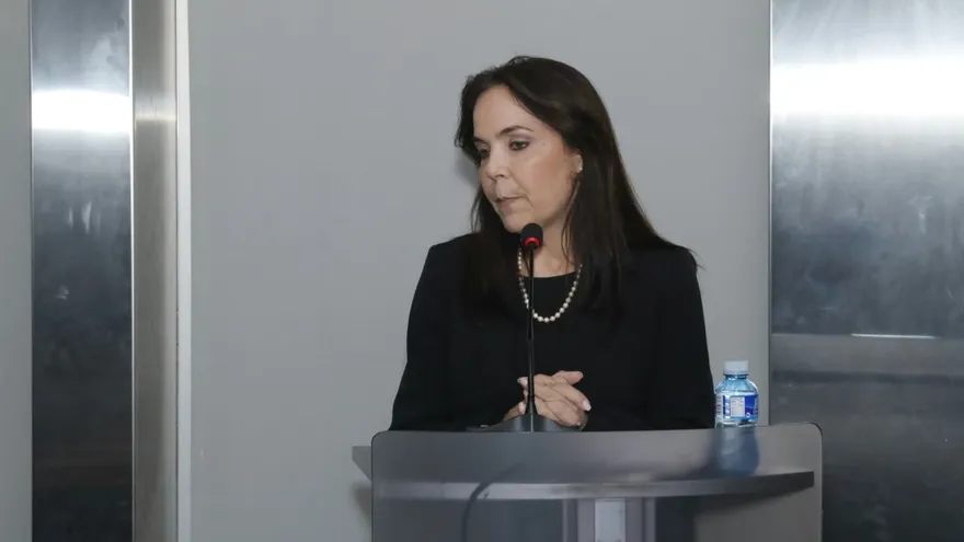María Eugenia Pérez de Preciado, ratificada de como fiscal general electoral.