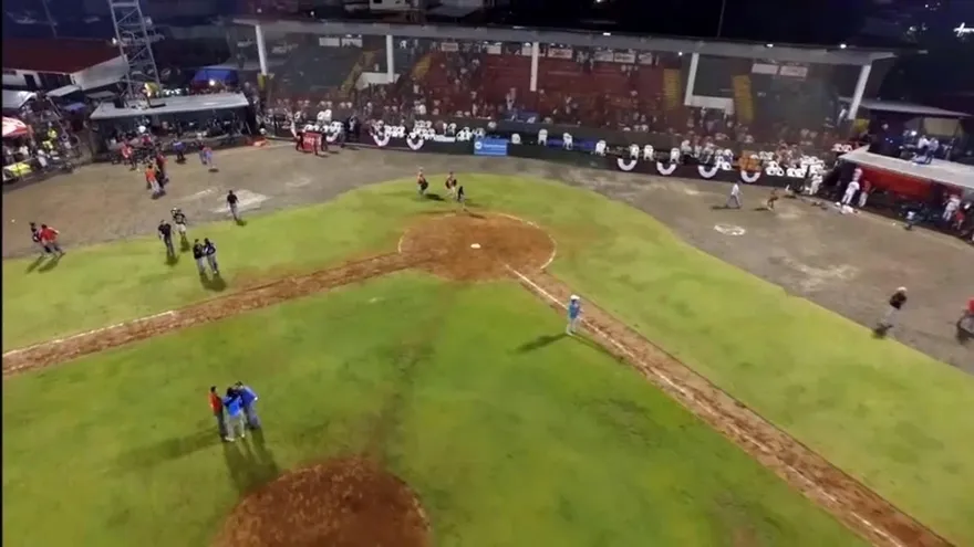 Metro sigue con vida ganando a Chiriquí 8-5