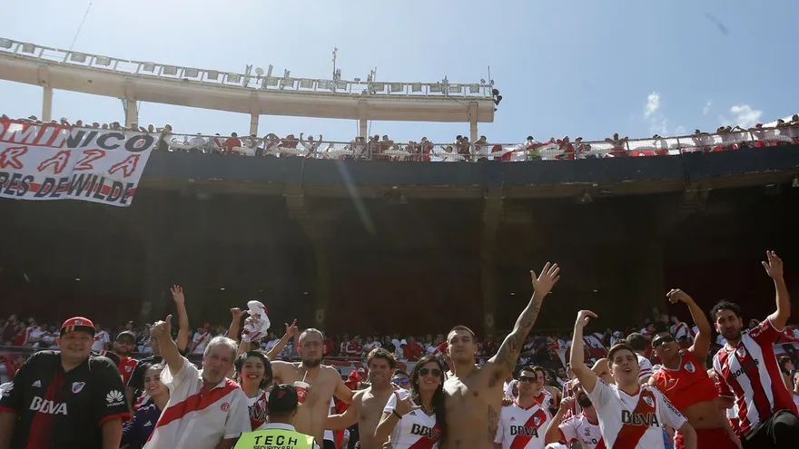 Dictan clausura de Monumental y River deberá pagar multa para que haya final
