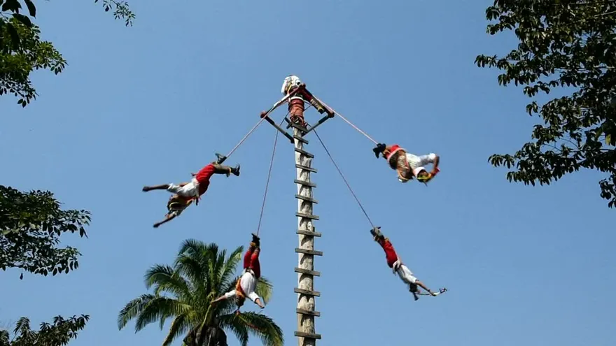 Mantener vivo el espíritu volador de Papantla en México