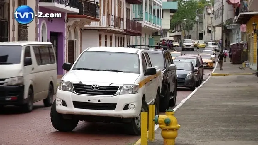 Regulan estacionamientos en el Casco Antiguo