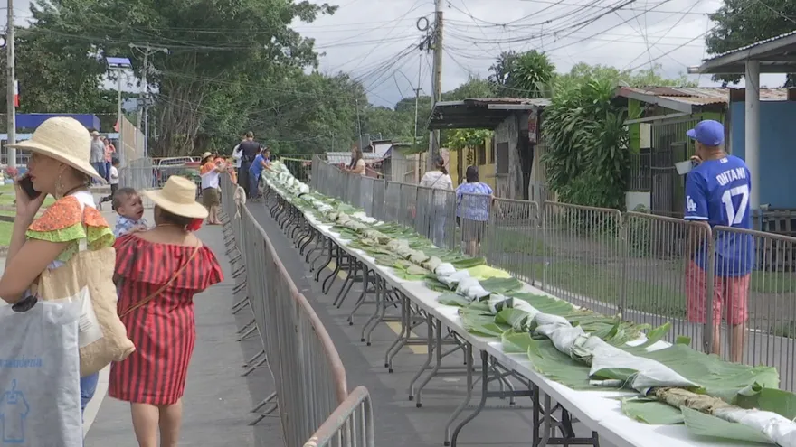 El tamal más grande fue elaborado en Las Mañanitas