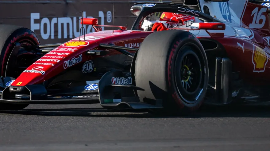 Charles Leclerc durante los ensayos libres del Gran Premio de Hungría