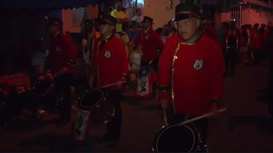 En horas de la madrugada culmina desfile en La Villa