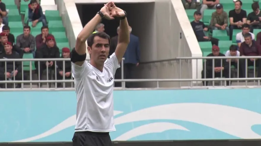 Uzbekistán tiene a quien alentar en el Mundial, su árbitro