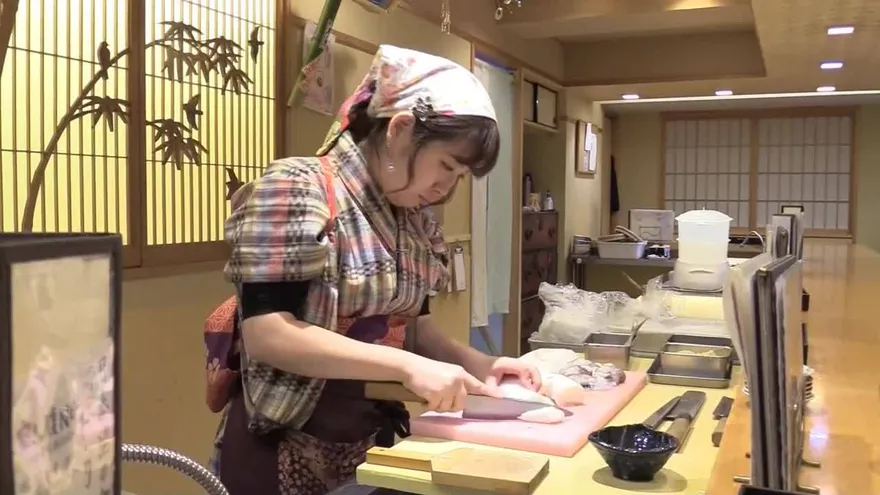 Mujeres en el sushi, desmontando mitos en la industria gastronómica de Japón