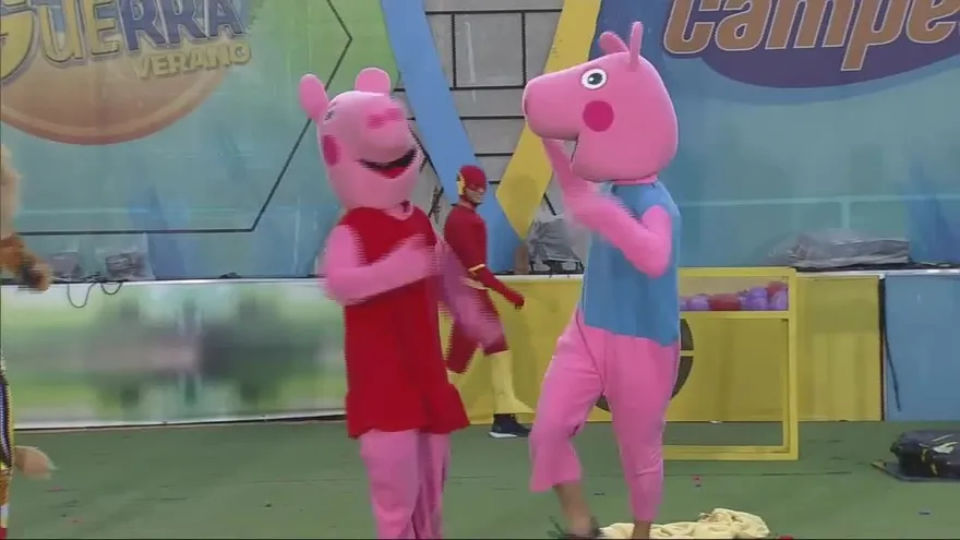 ¡La papa caliente versión globos de agua y con peluches incluidos!