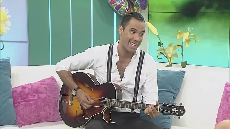 Eliacim "Compositor y Cantante" promueve su nuevo disco