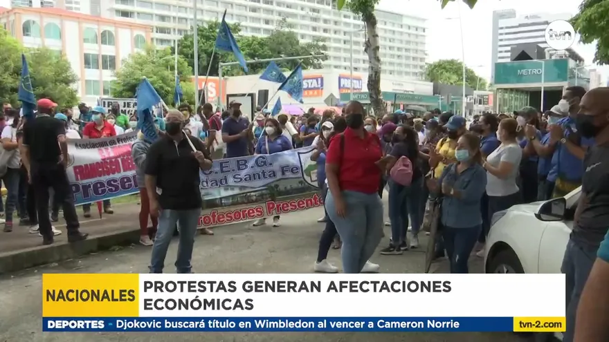 Protestas afectan movimiento comercial