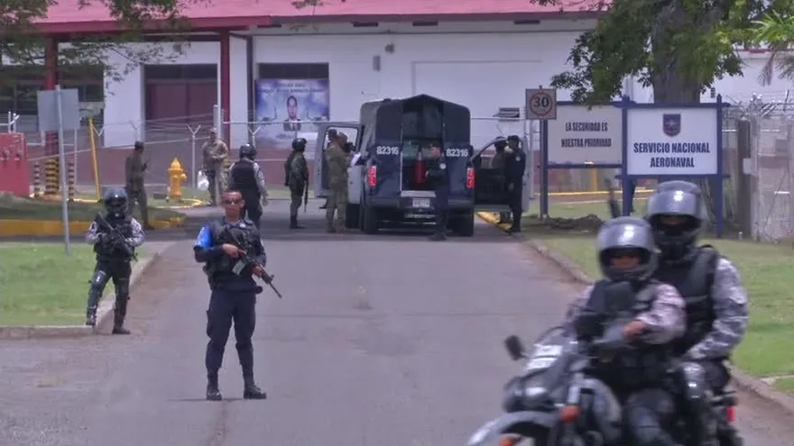 Sugieren prohibir a asesores que defiendan a supuestos narcotraficantes