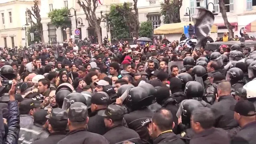 La presión del FMI amenaza con marchitar la última de las "primaveras árabes"