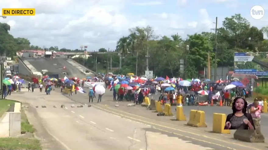 Cierres en diversas vías del pais.