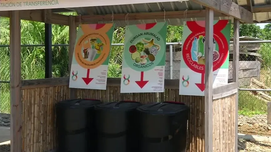 Programa de reciclaje de materiales en islas