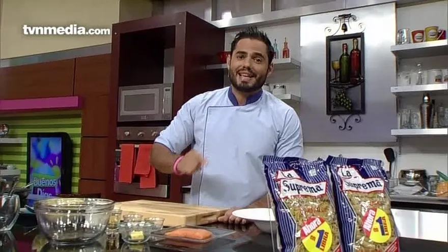 Receta - Pasta corta con salmón y eneldo