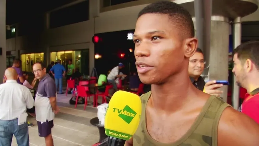 Eric 'El Látigo' Walters vs Ricardo 'Científico' Núñez