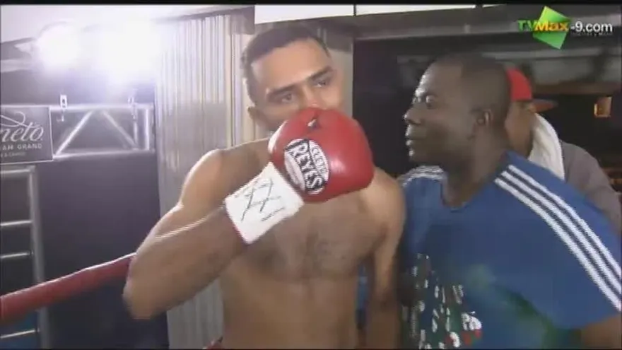 Kelly Figueroa derrot