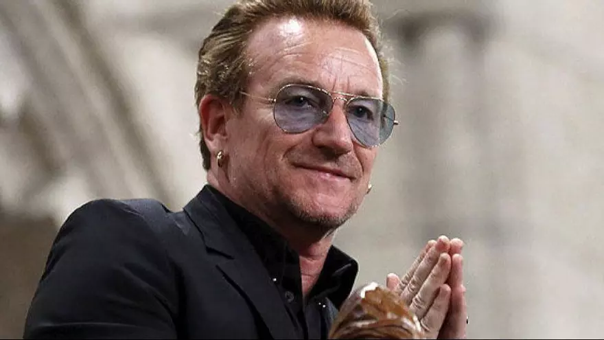 Bono cantante de U2