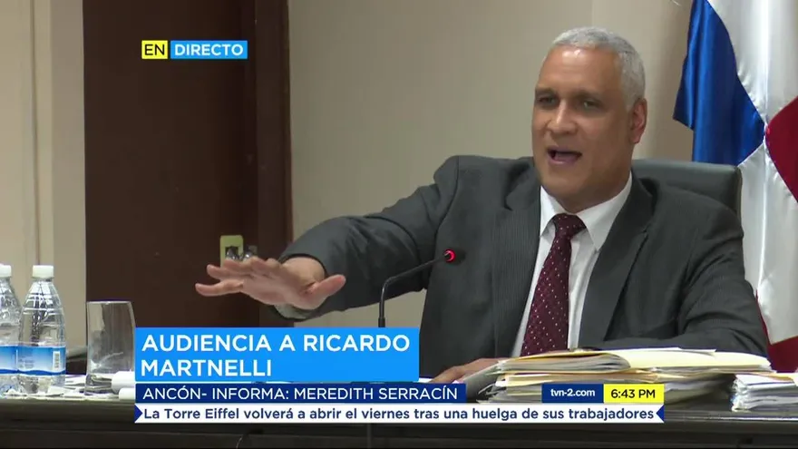 Mejía permitirá a la defensa de Martinelli ver los siete cuadernillos en caso Pinchazos