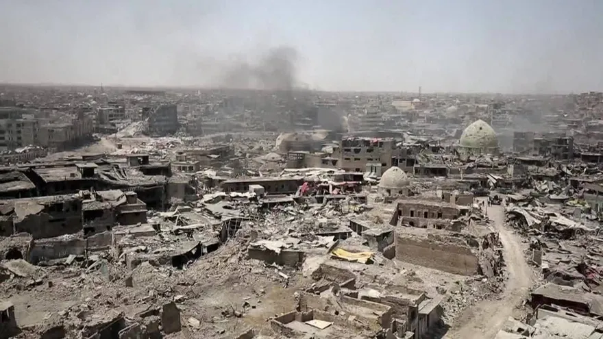 Irak proclama “liberada” a Mosul y “victoria” sobre el EI