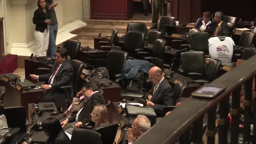 Parlamento venezolano denunciará ante la ONU violaciones a la libertad de expresión