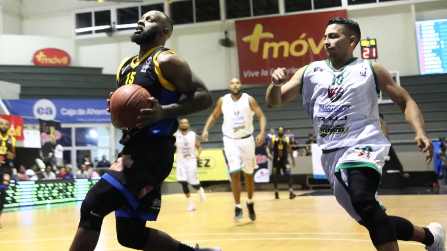 Rodgers, Forbes y Da Costa ponen a ganar a Universitarios