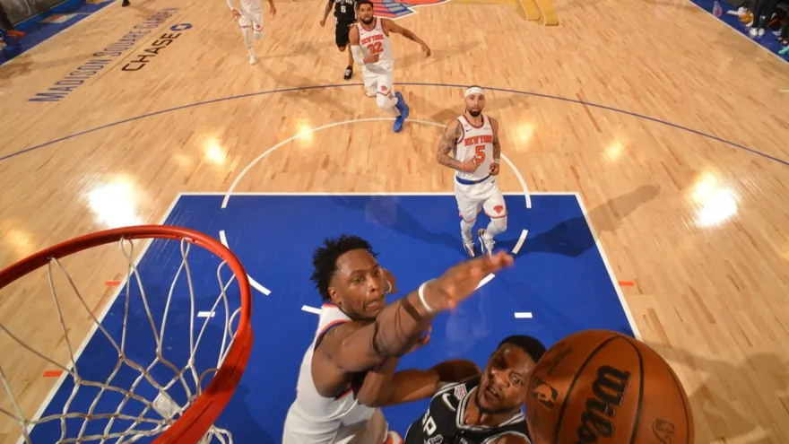 NBA Finales 2026 - Juego 4 resultado| Knicks le sacan el par