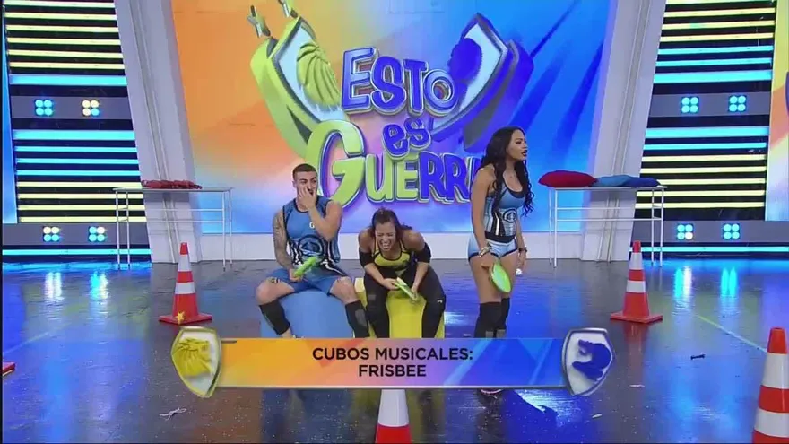 "Cubos Musicales"  Cobras y Leones