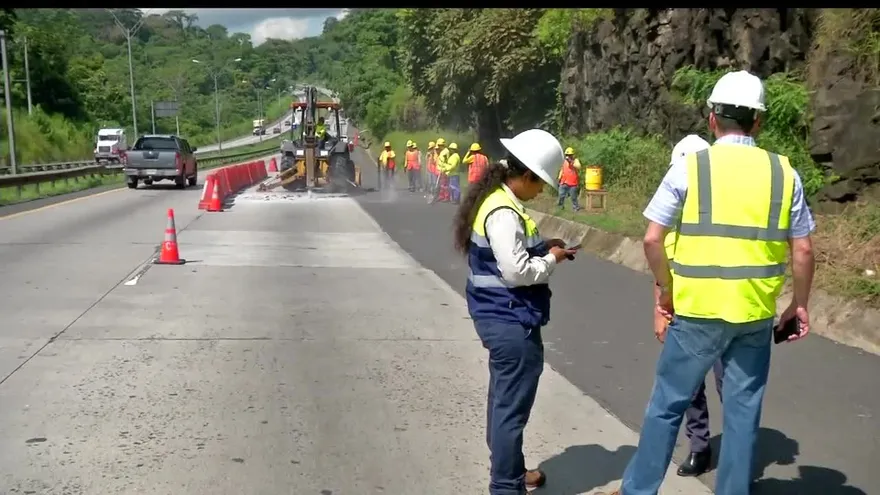 Trabajos en la vía Centenario
