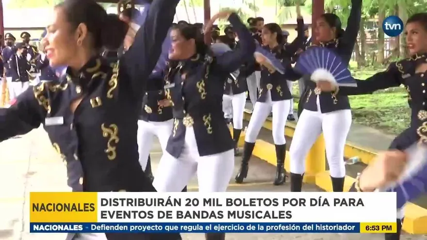 Bandas escolares se preparan para presentaciones en estadios