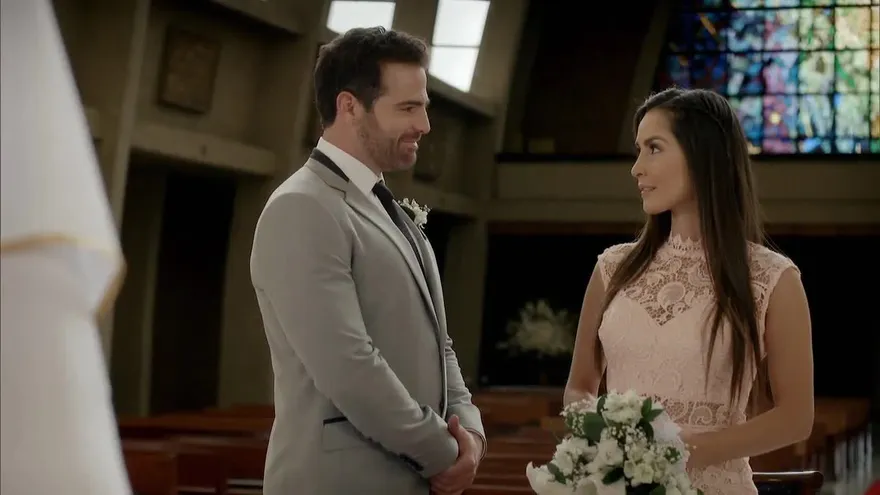 Sin Senos Sí Hay Paraíso 2 - Nueva imagen, nueva vida