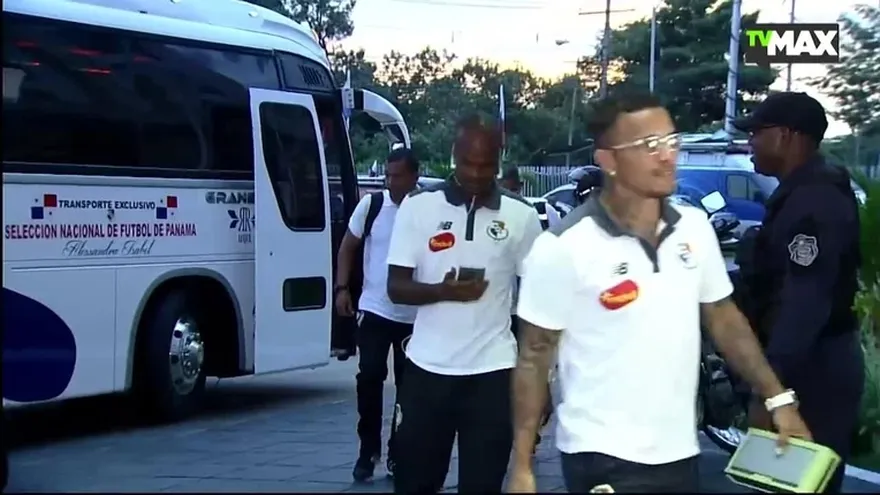 La Sele llegó a suelo patrio tras su victoria en Honduras