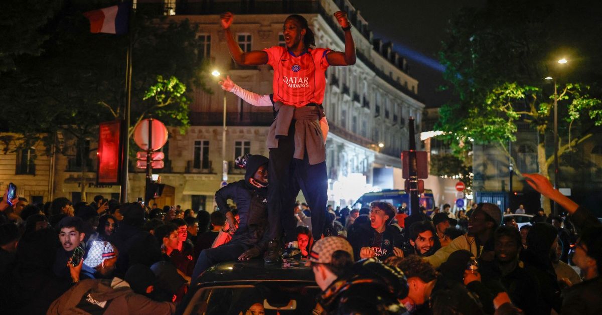 Champions League| Centenar de detenidos deja celebración en París por clasificación del PSG a la final